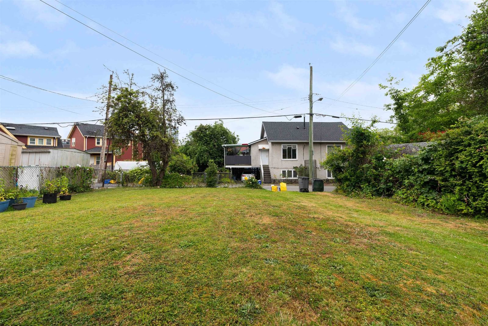 Listing Image 11