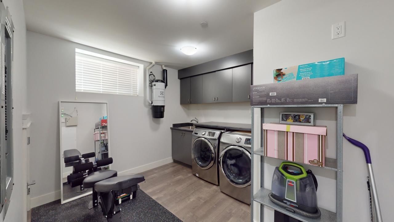 Listing Image 31