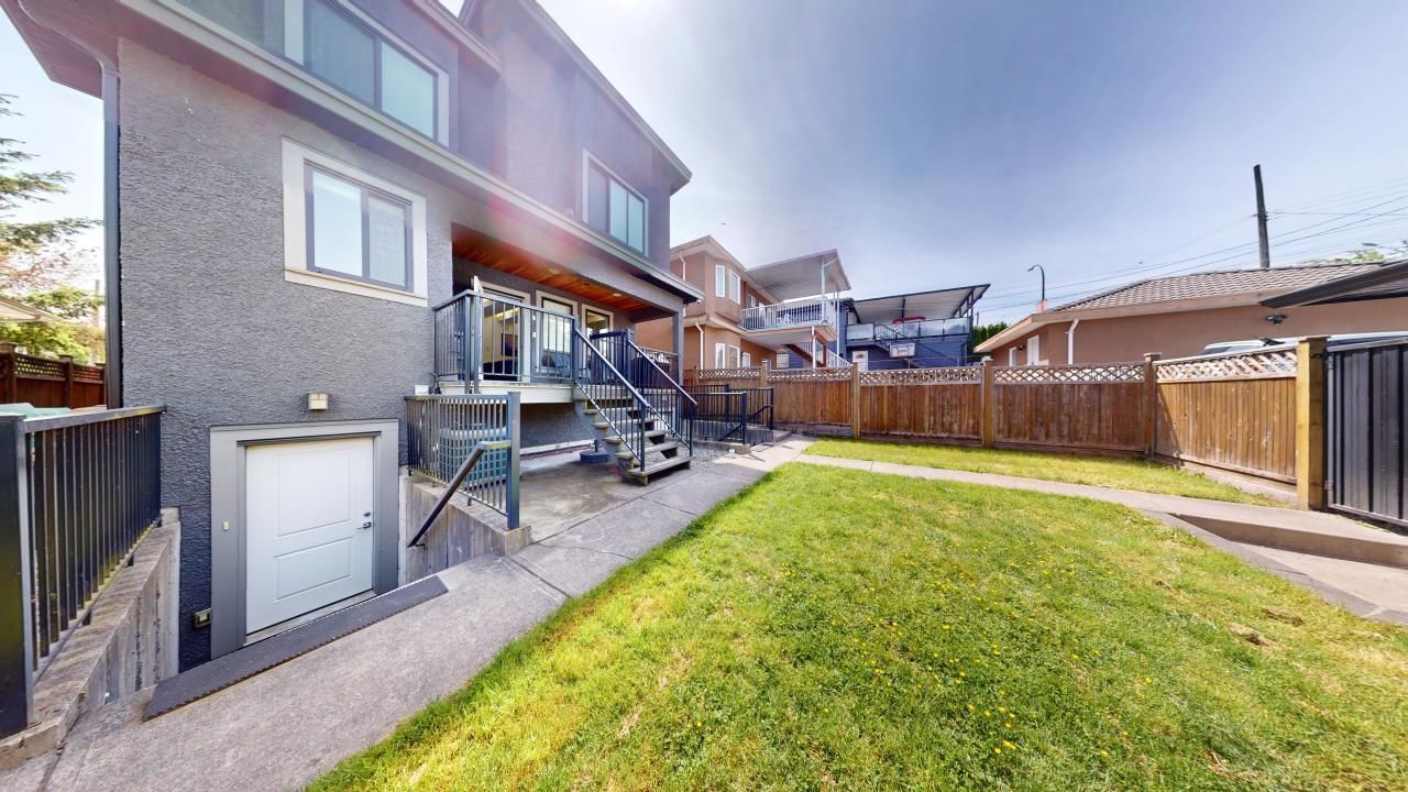 Listing Image 9