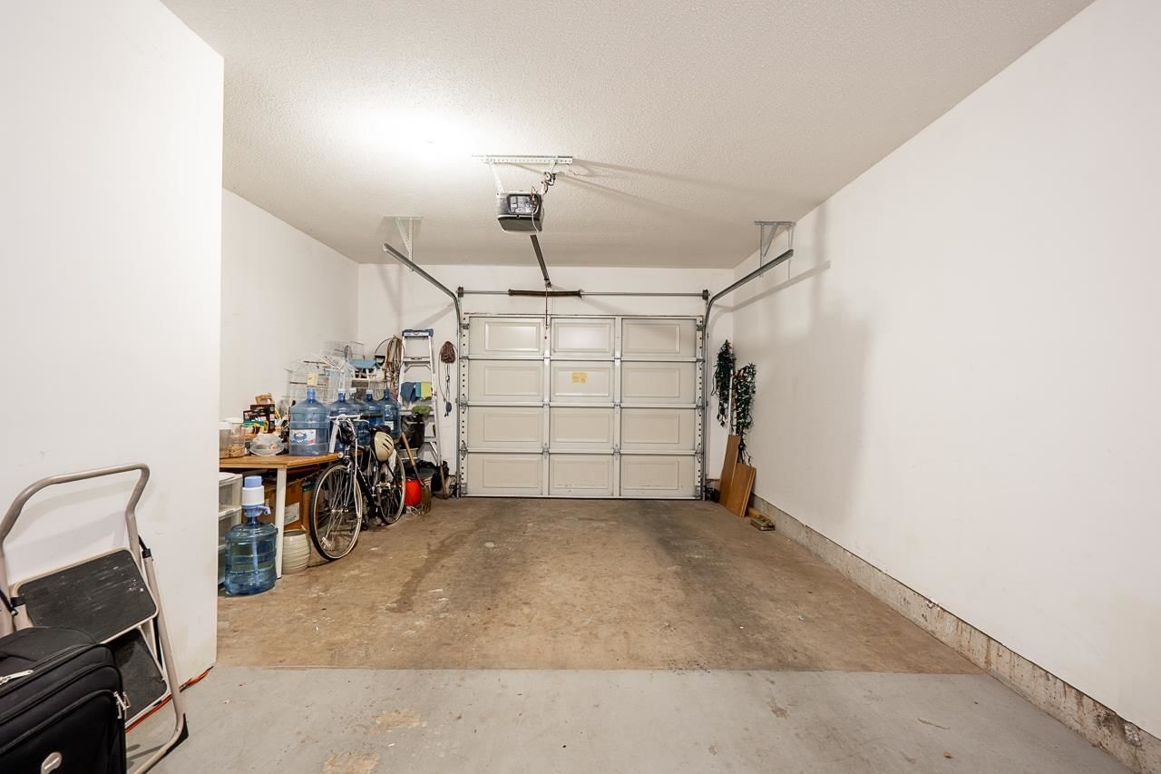 Listing Image 28