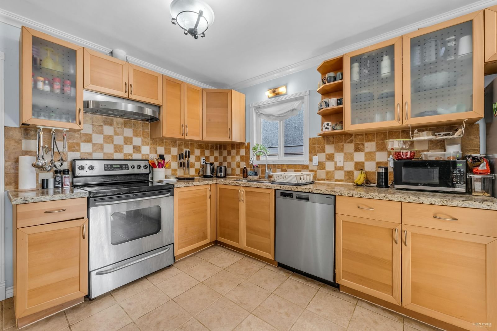 Listing Image 11