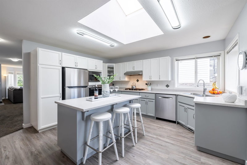 34775 2nd Avenue, Abbotsford, V2S 8C1 | Image 2