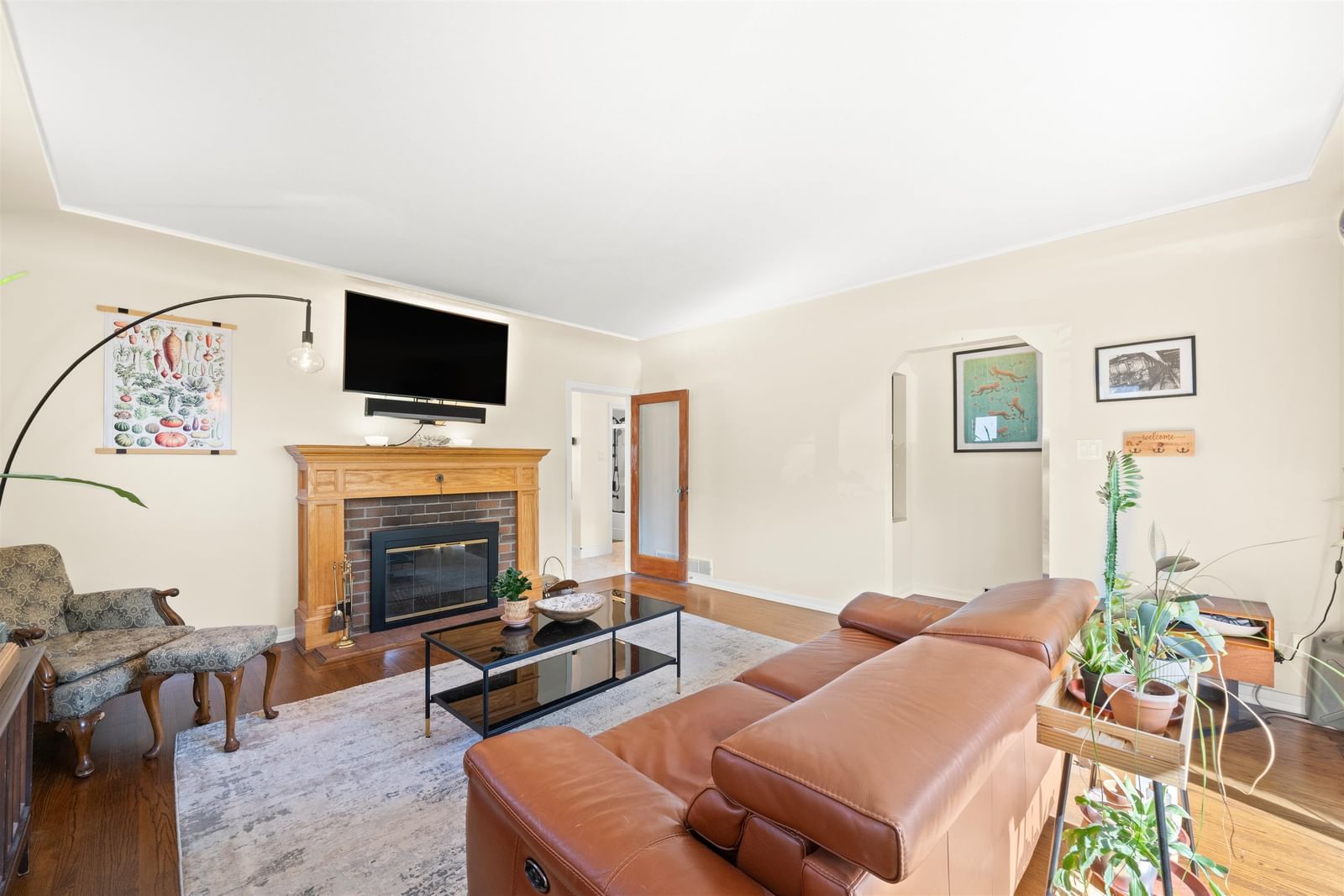 Listing Image 14