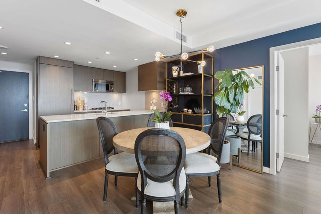 1703 - 125 14th Street E