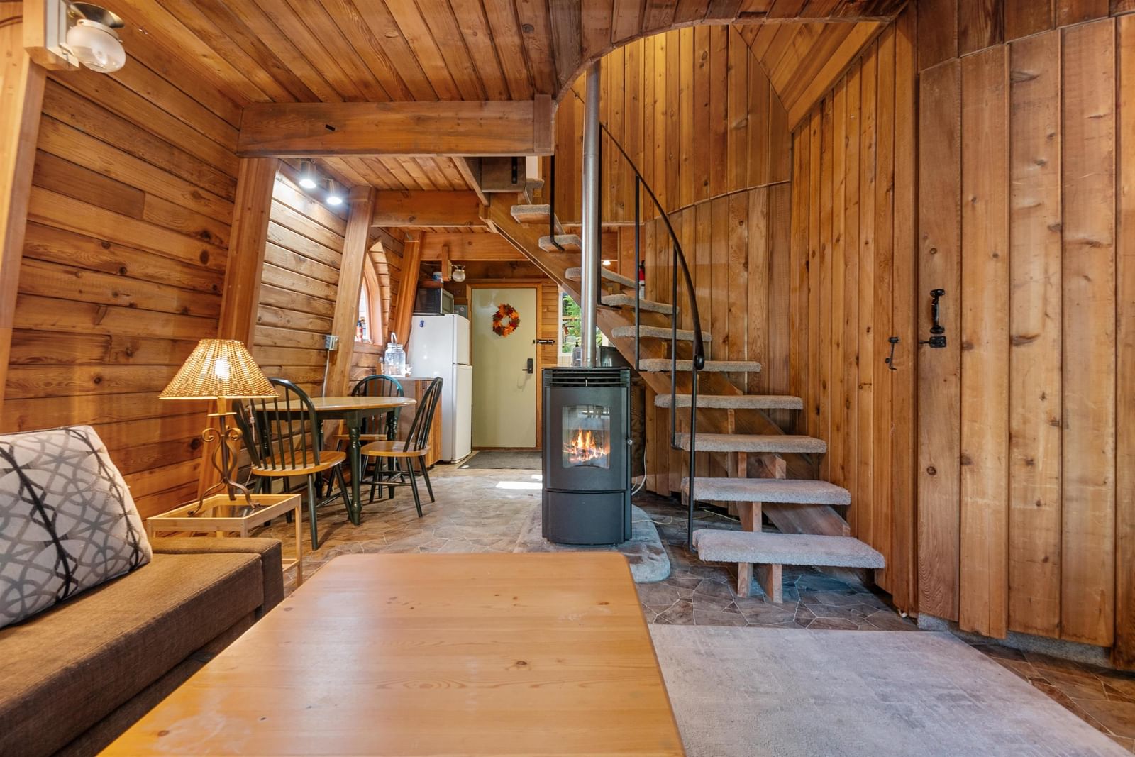 Listing Image 5
