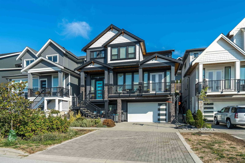 16739 16a Avenue, Surrey, V3Z 0T3 | Image 2