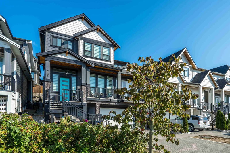 16739 16a Avenue, Surrey, V3Z 0T3 | Image 3