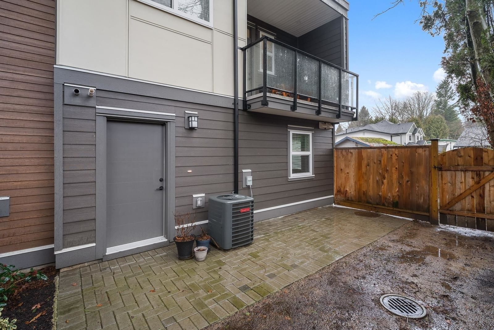 Listing Image 17