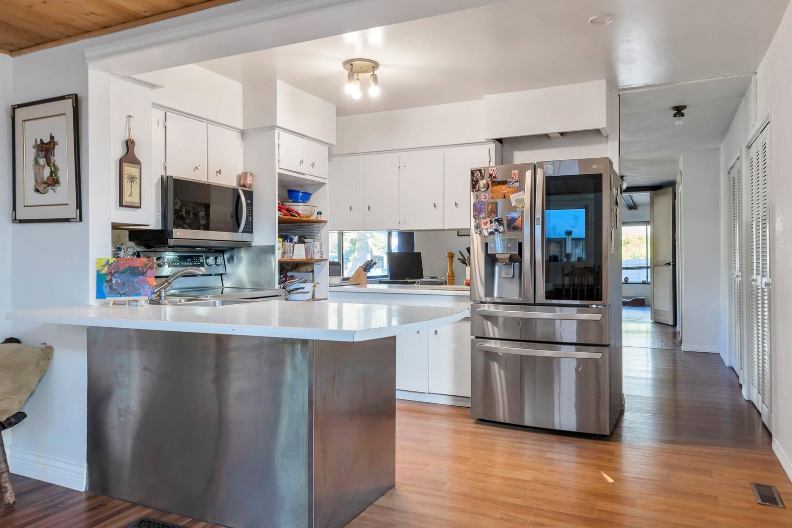 Listing Image 15