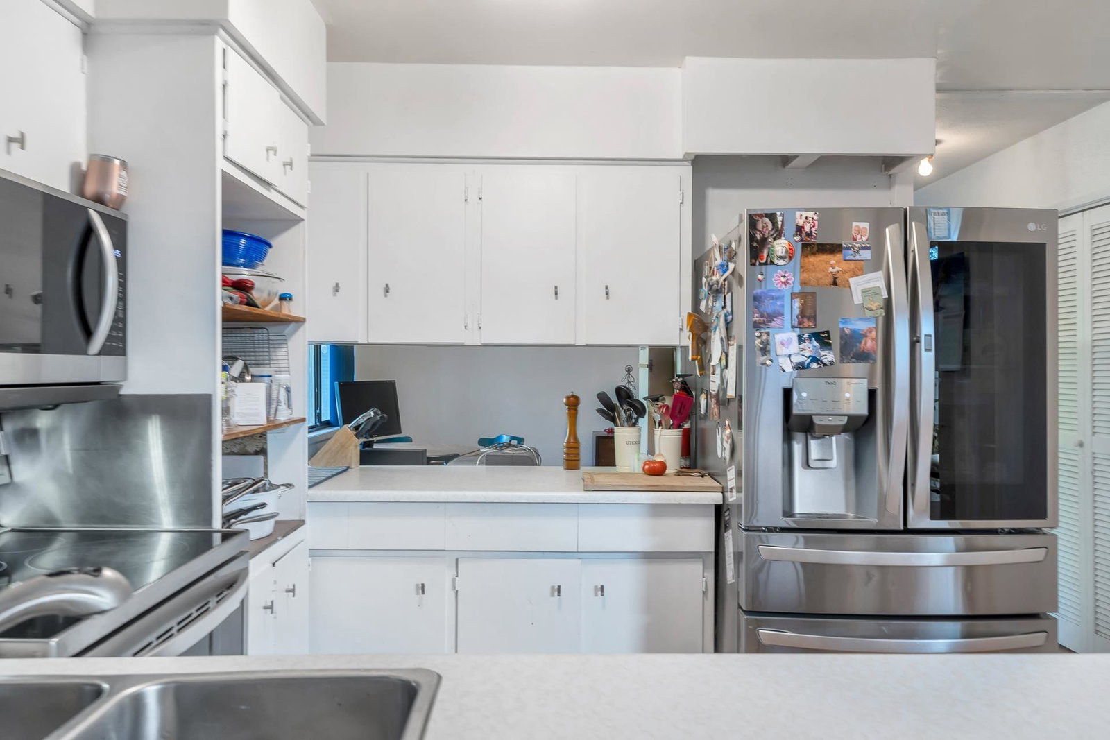 Listing Image 19