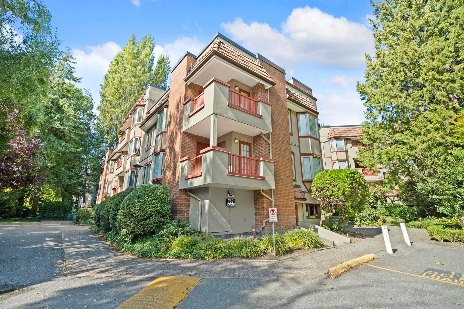 Listing Image 19