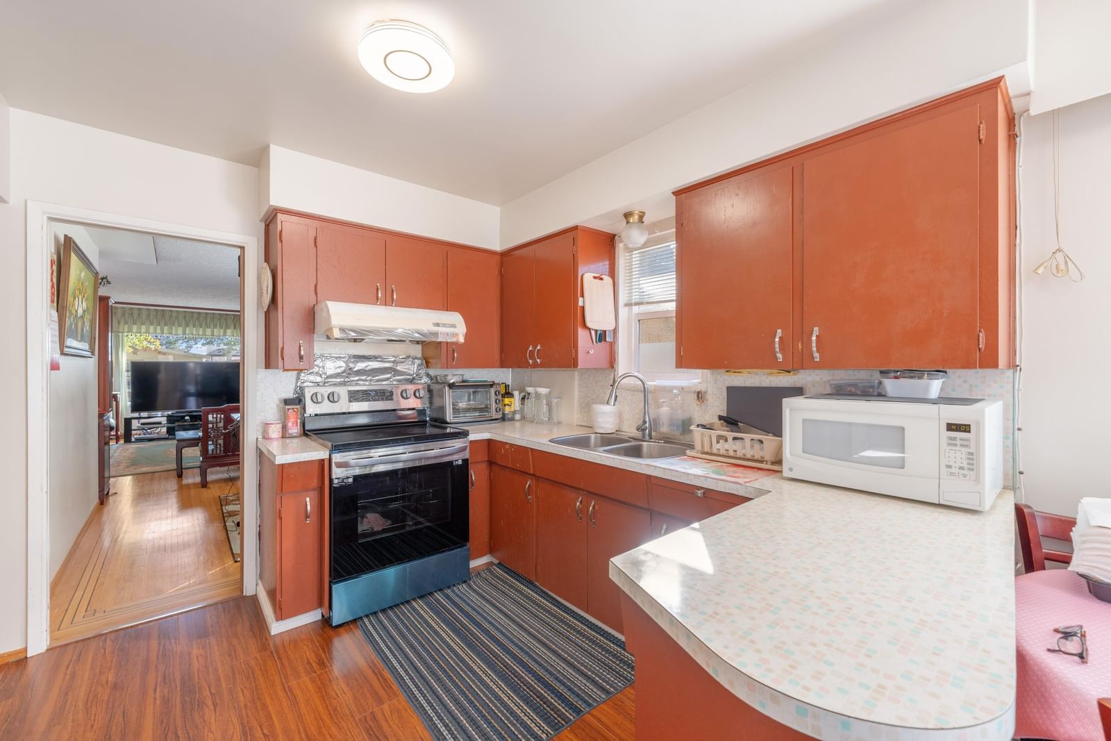 Listing Image 13