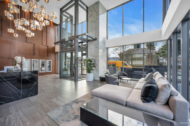 1801 - 4711 Hazel Street, Burnaby, V5H 0J9 | Image 2