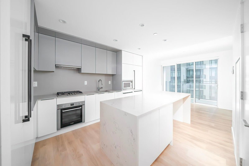 1801 - 4711 Hazel Street, Burnaby, V5H 0J9 | Image 3