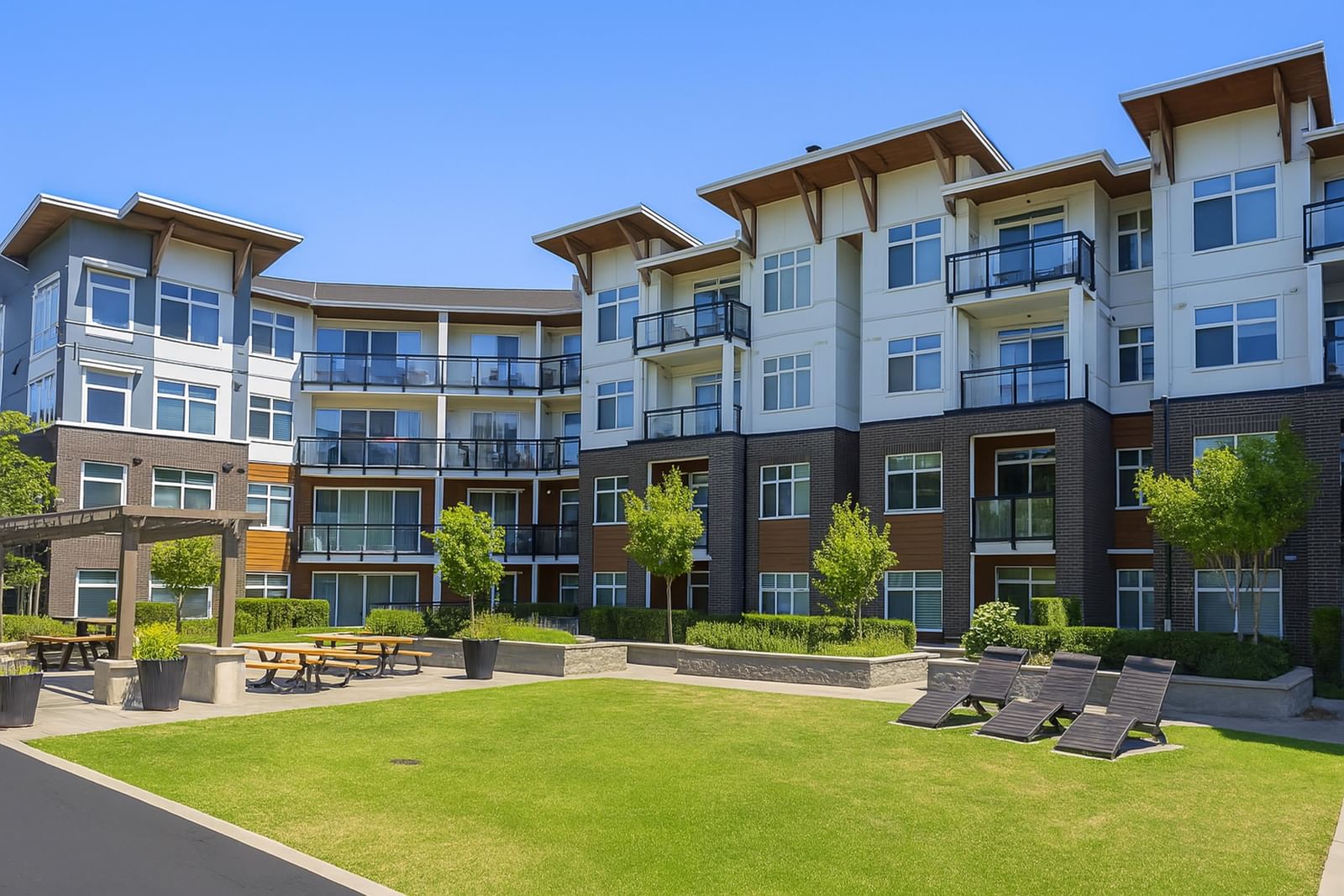Listing Image 37