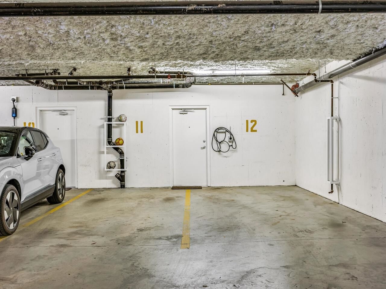 Listing Image 39