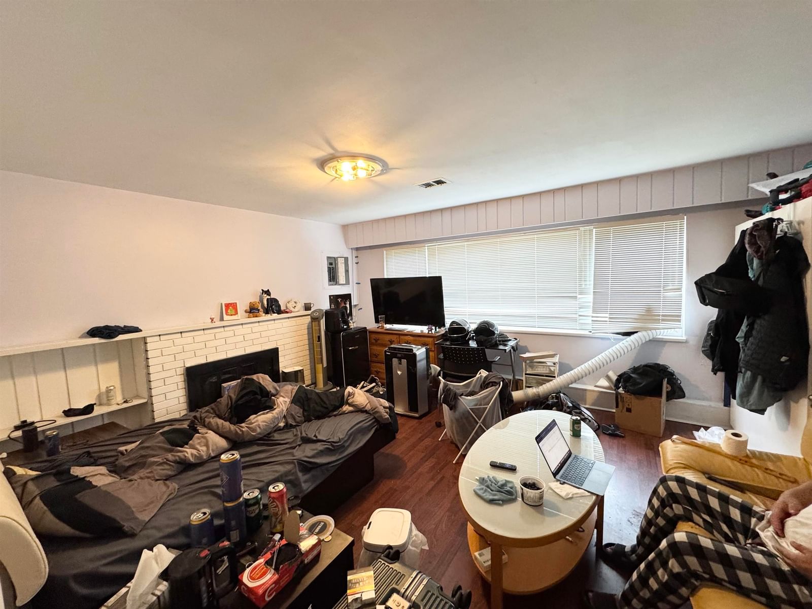 Listing Image 16