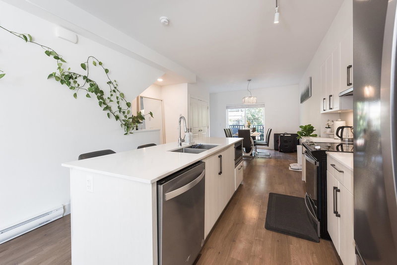 406 - 2267 Mckenzie Road, Abbotsford, V2S 0M9 | Image 2