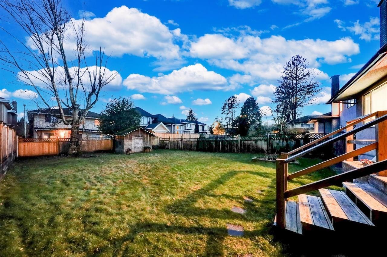 Listing Image 16