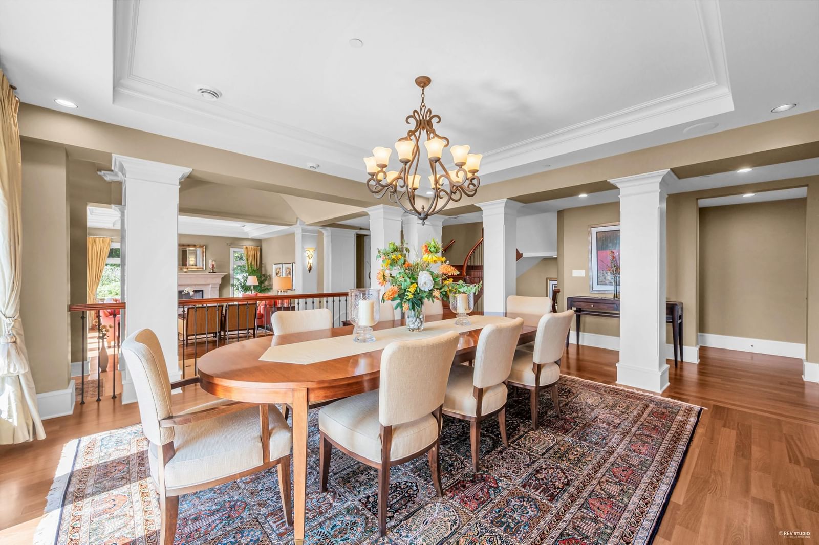 Listing Image 11