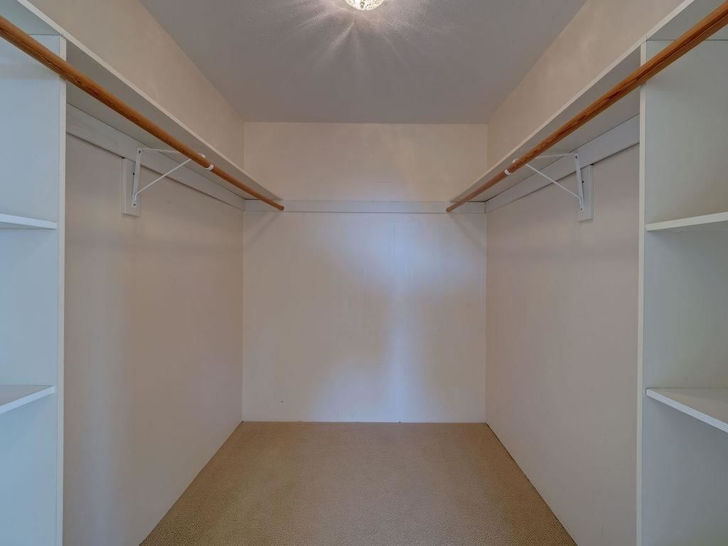 Listing Image 30