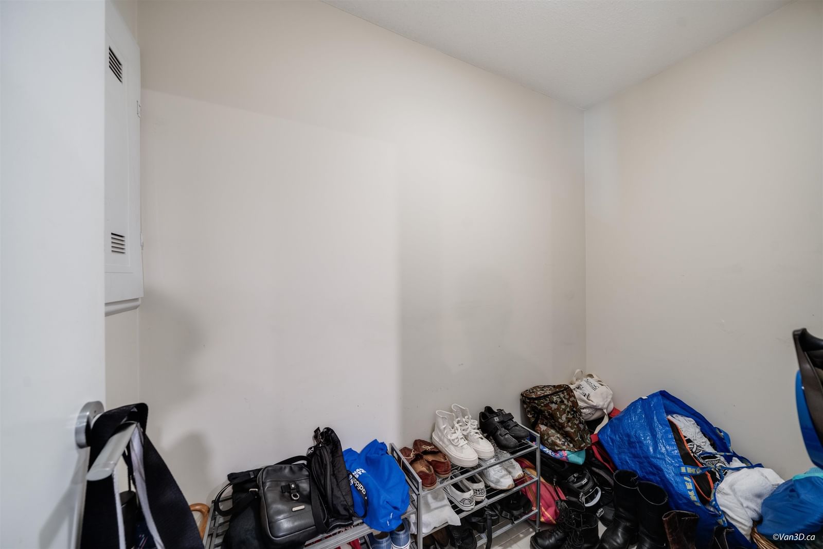 Listing Image 24