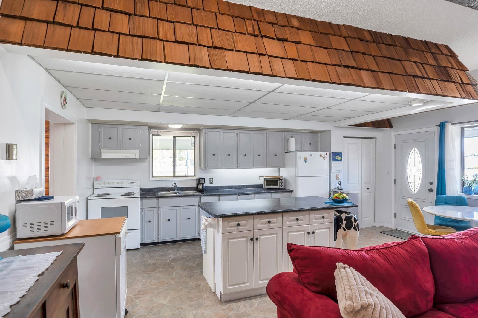 Listing Image 10