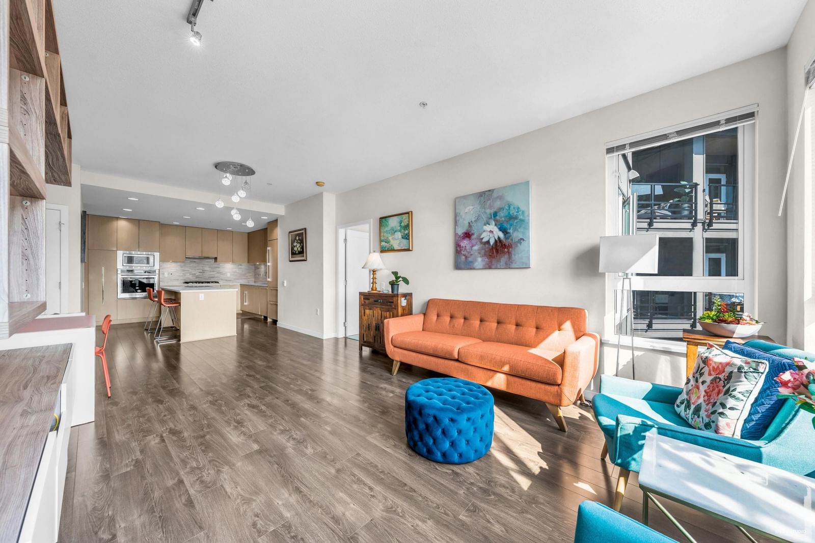 Listing Image 14