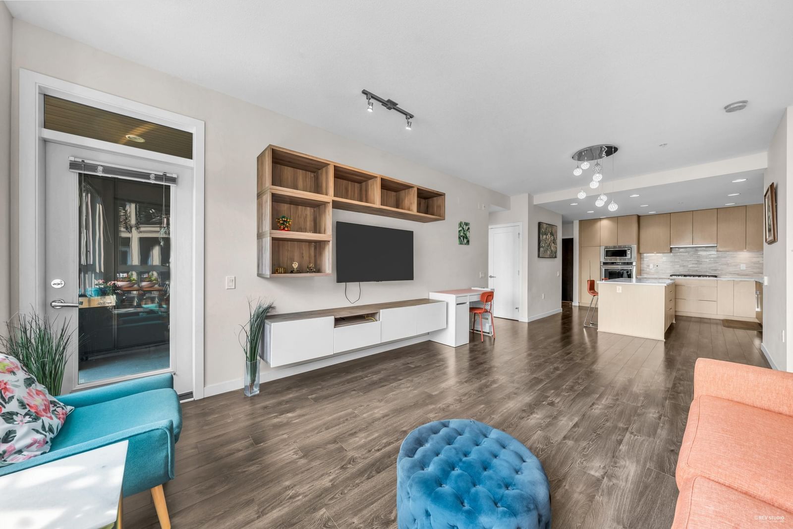 Listing Image 18