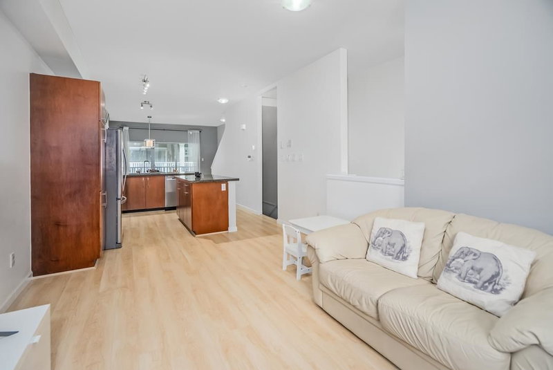 35 - 935 Ewen Avenue, New Westminster, V3M 0A1 | Image 3