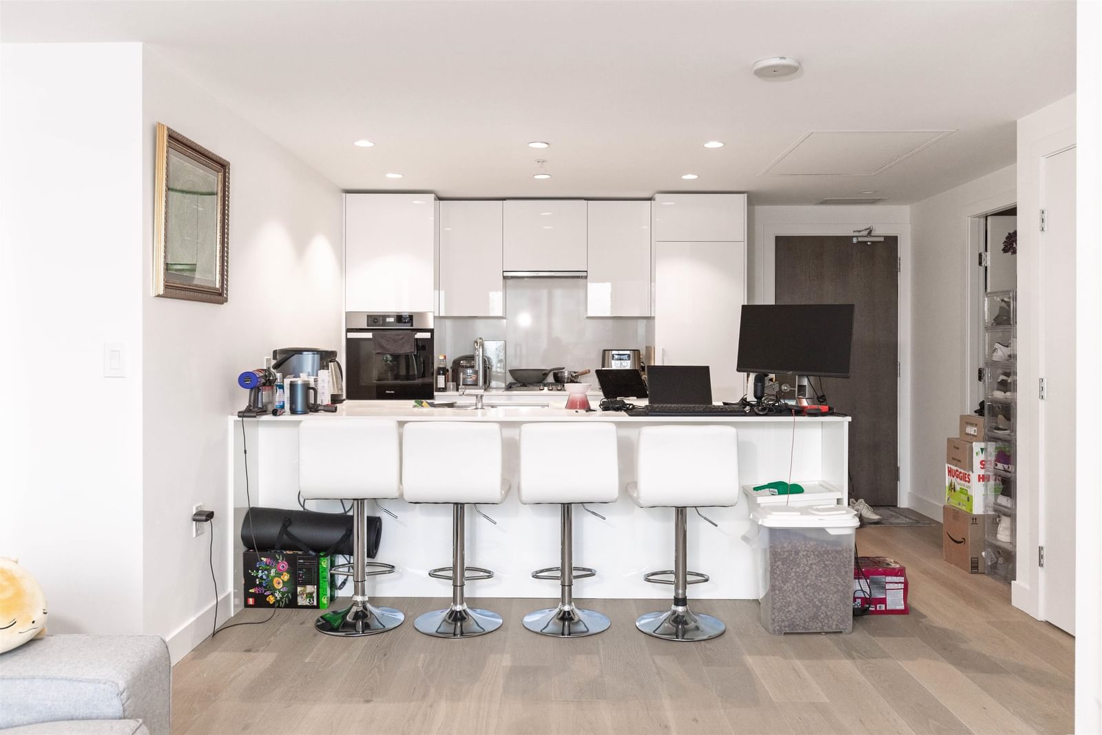Listing Image 10