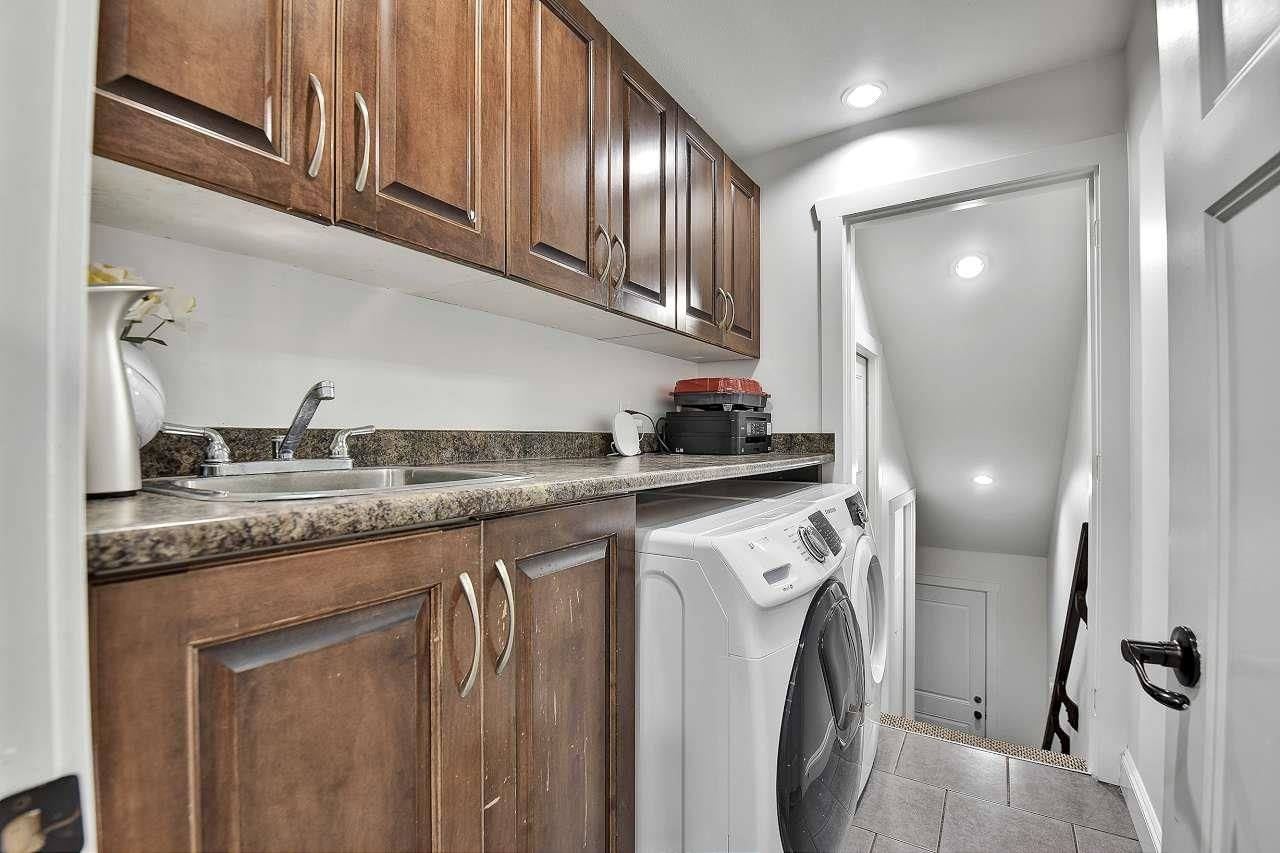 Listing Image 18