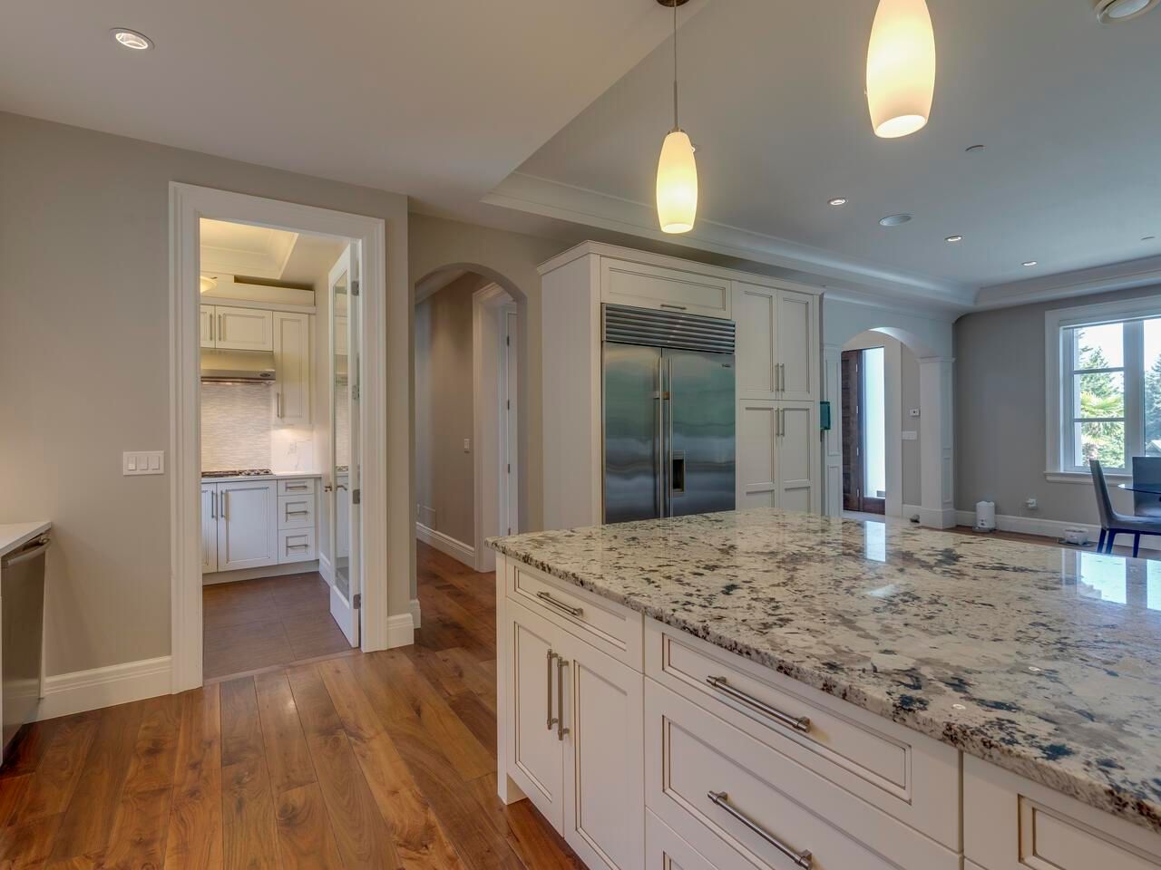 Listing Image 15