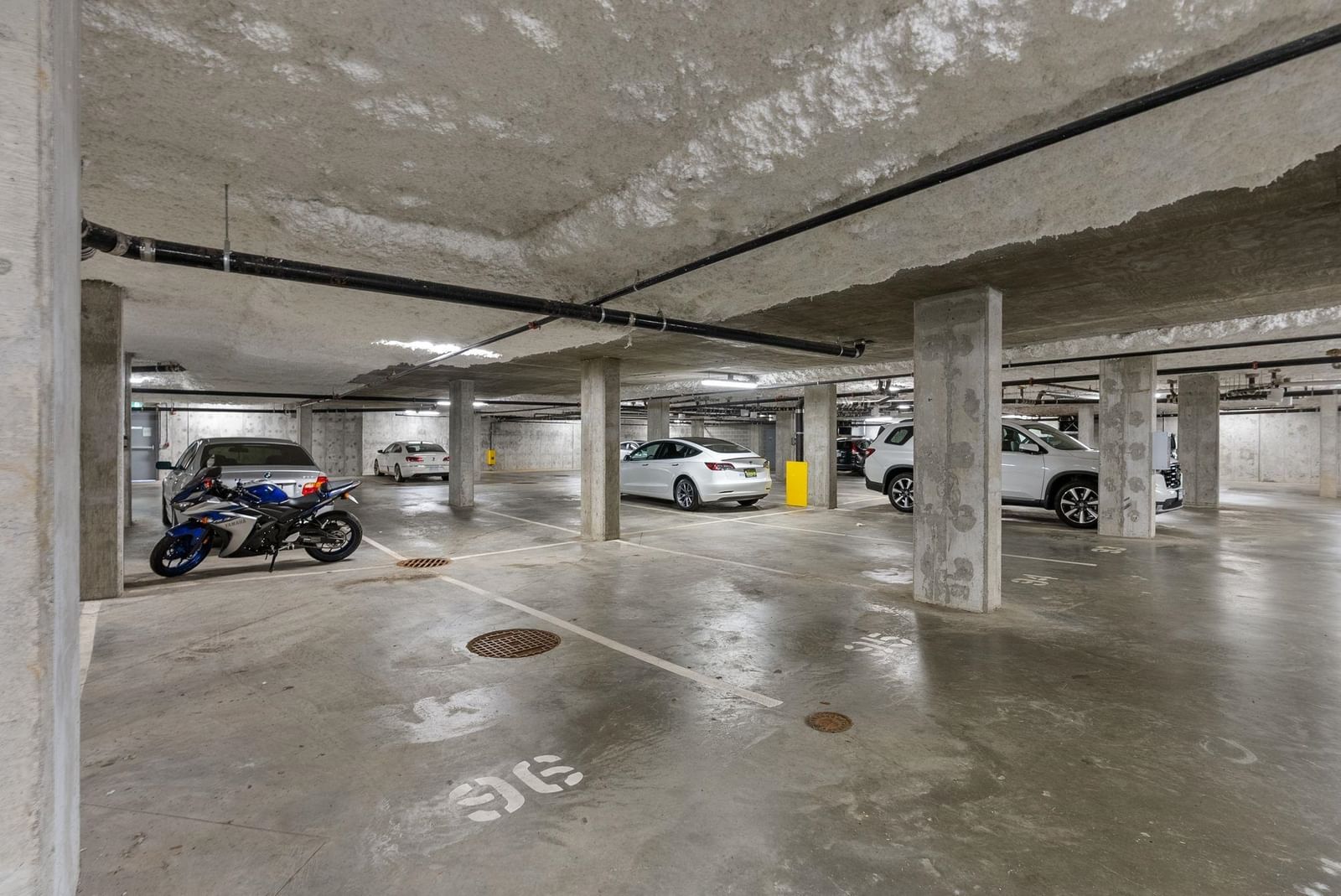 Listing Image 21