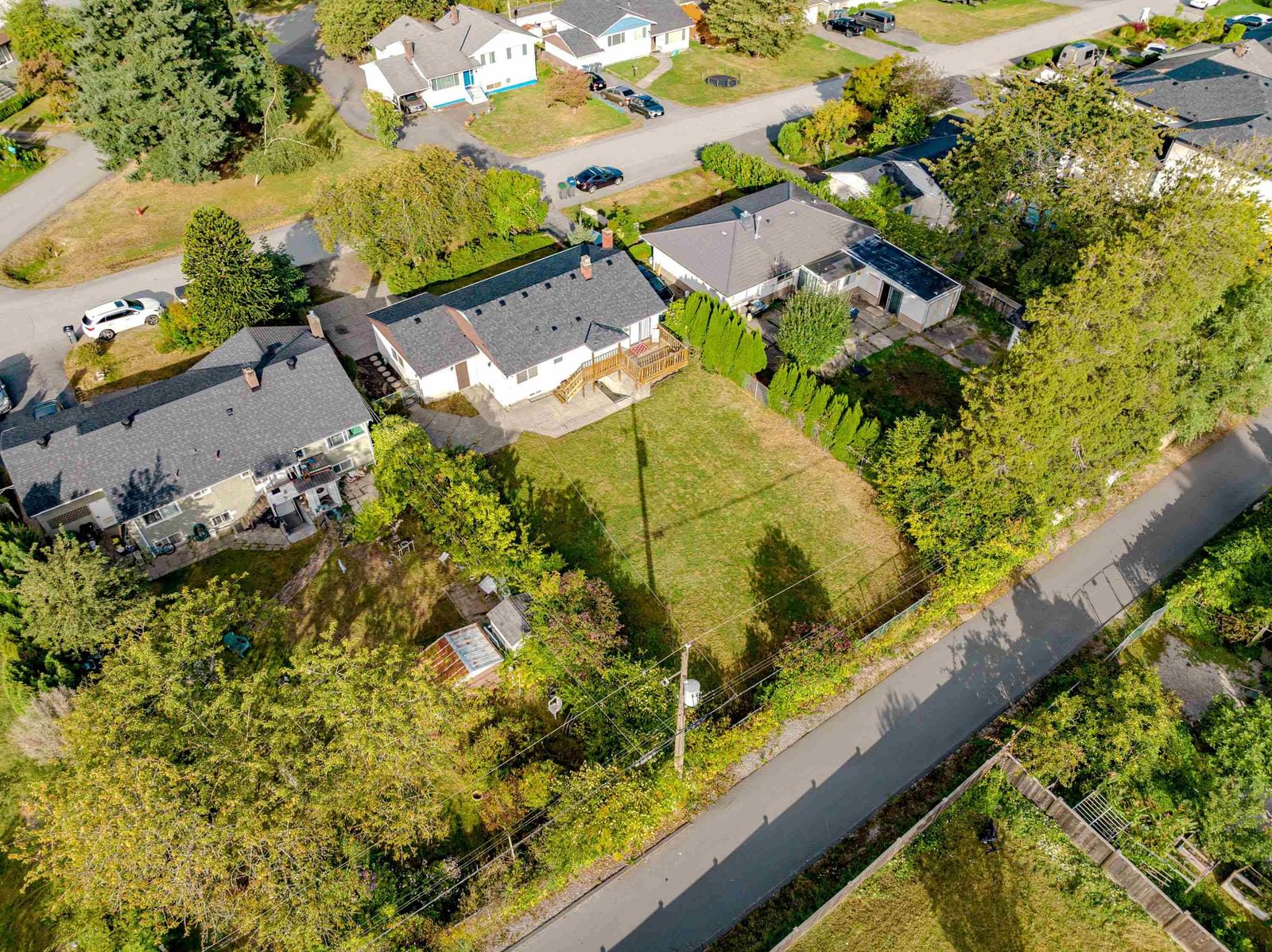 Listing Image 10