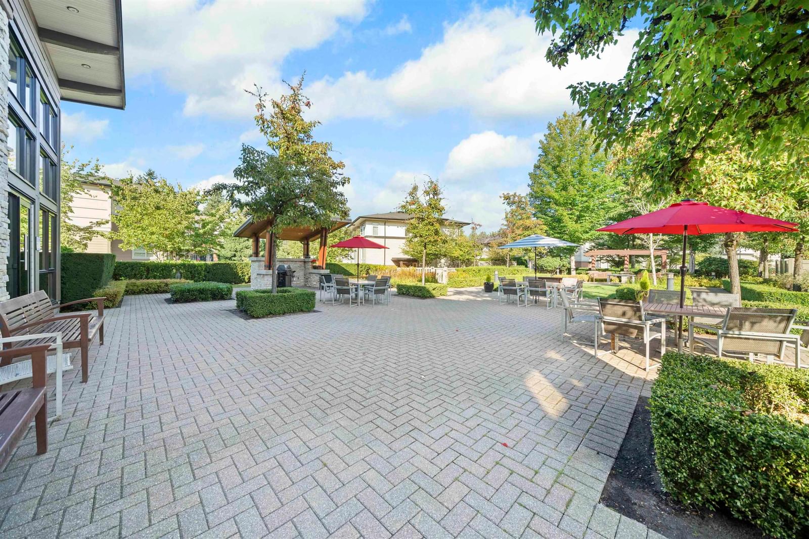 Listing Image 27