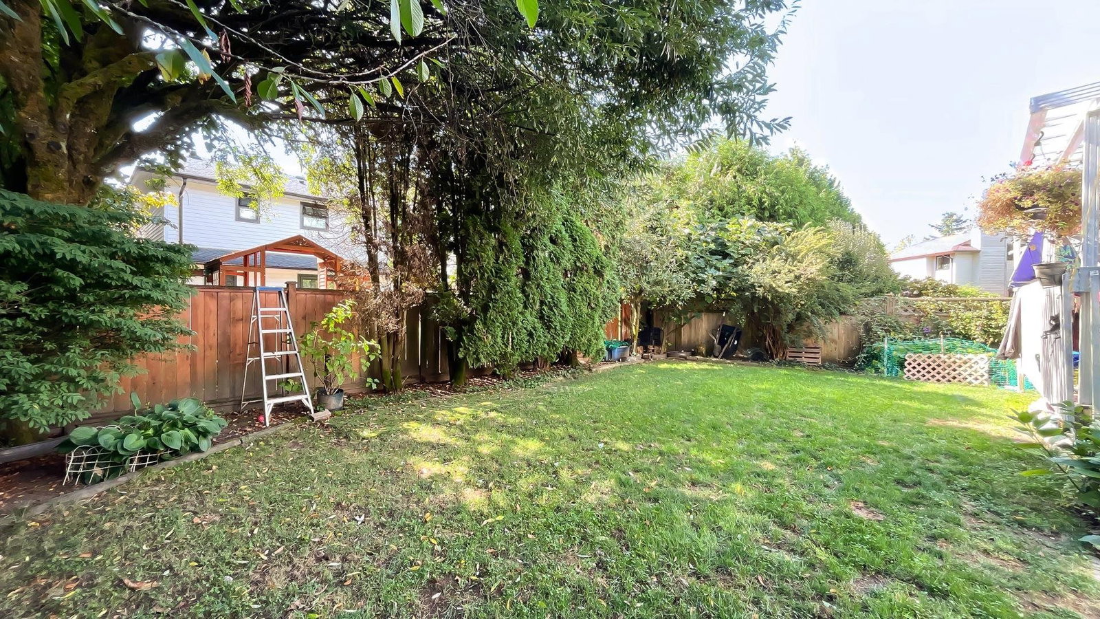 Listing Image 40