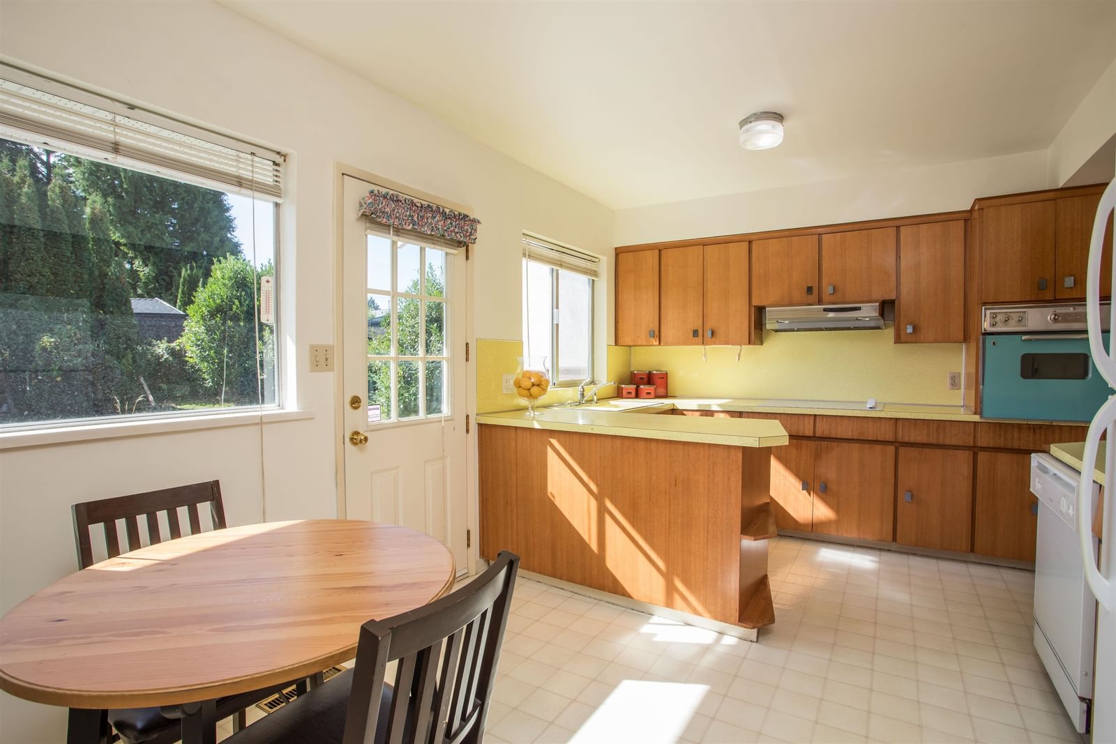 Listing Image 14