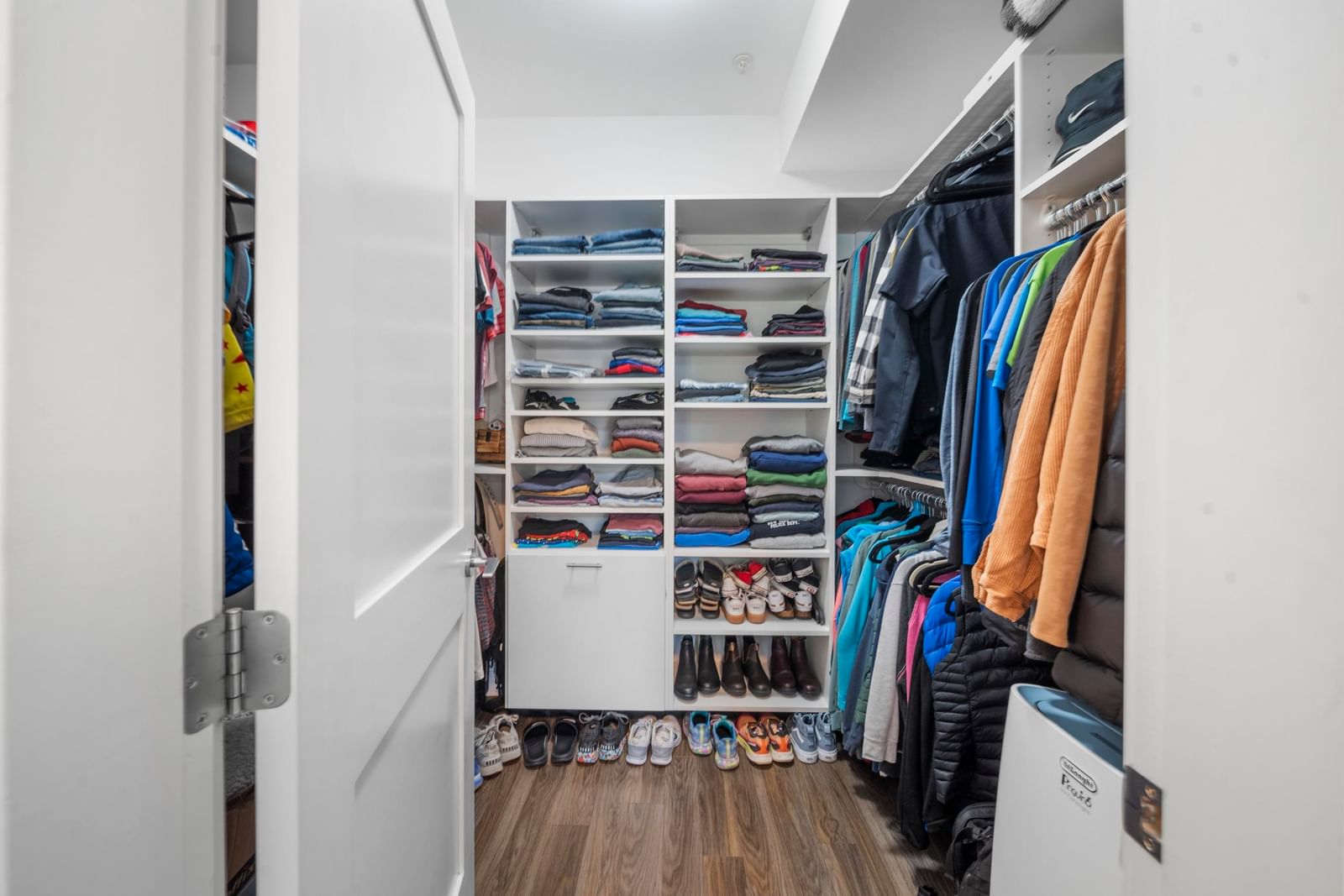Listing Image 21