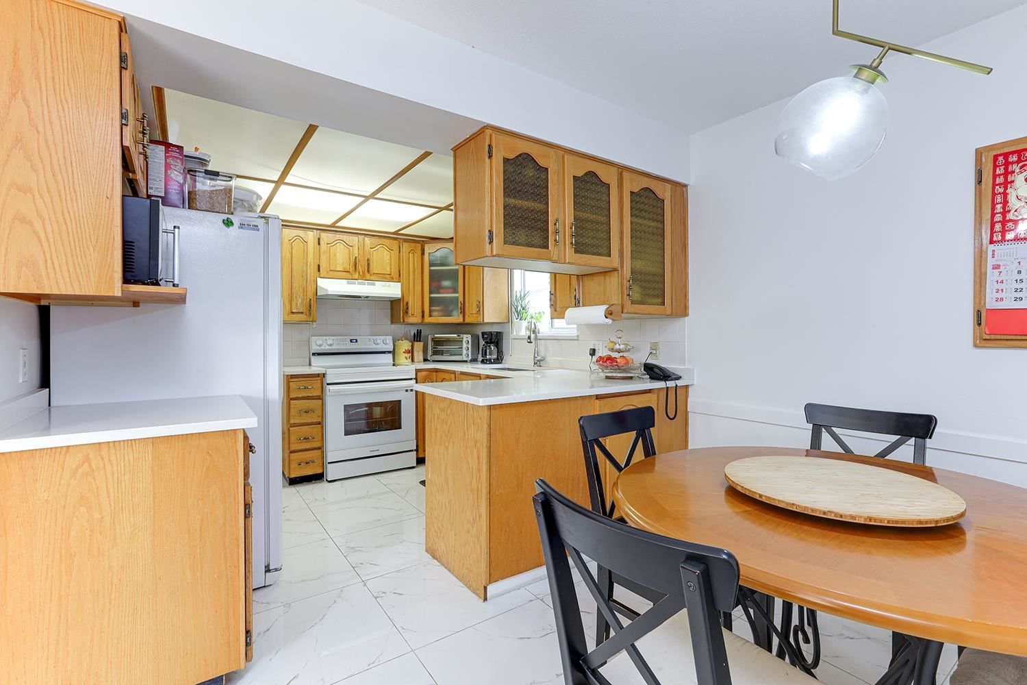Listing Image 18