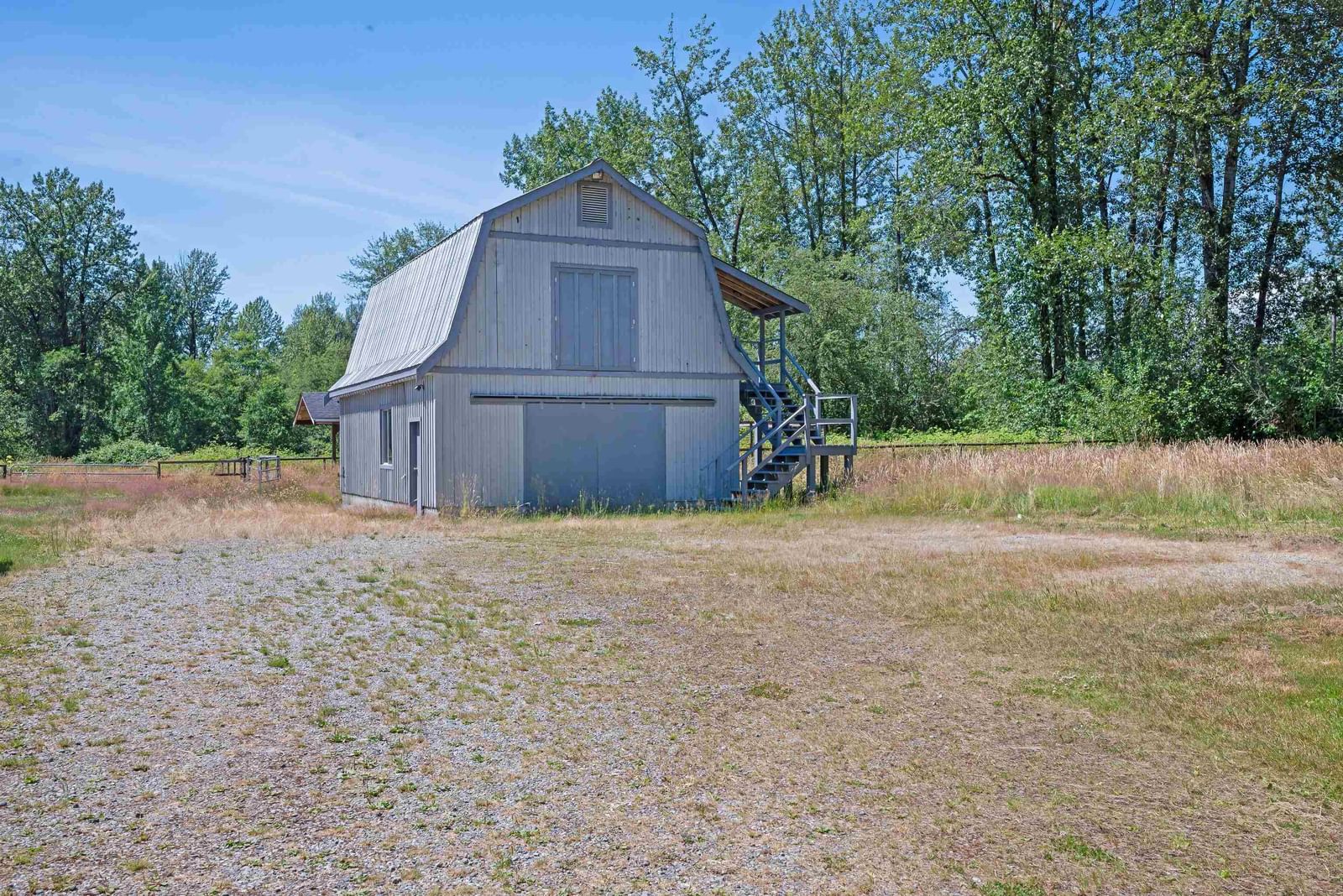 Listing Image 17