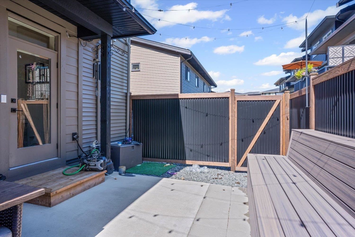 Listing Image 14