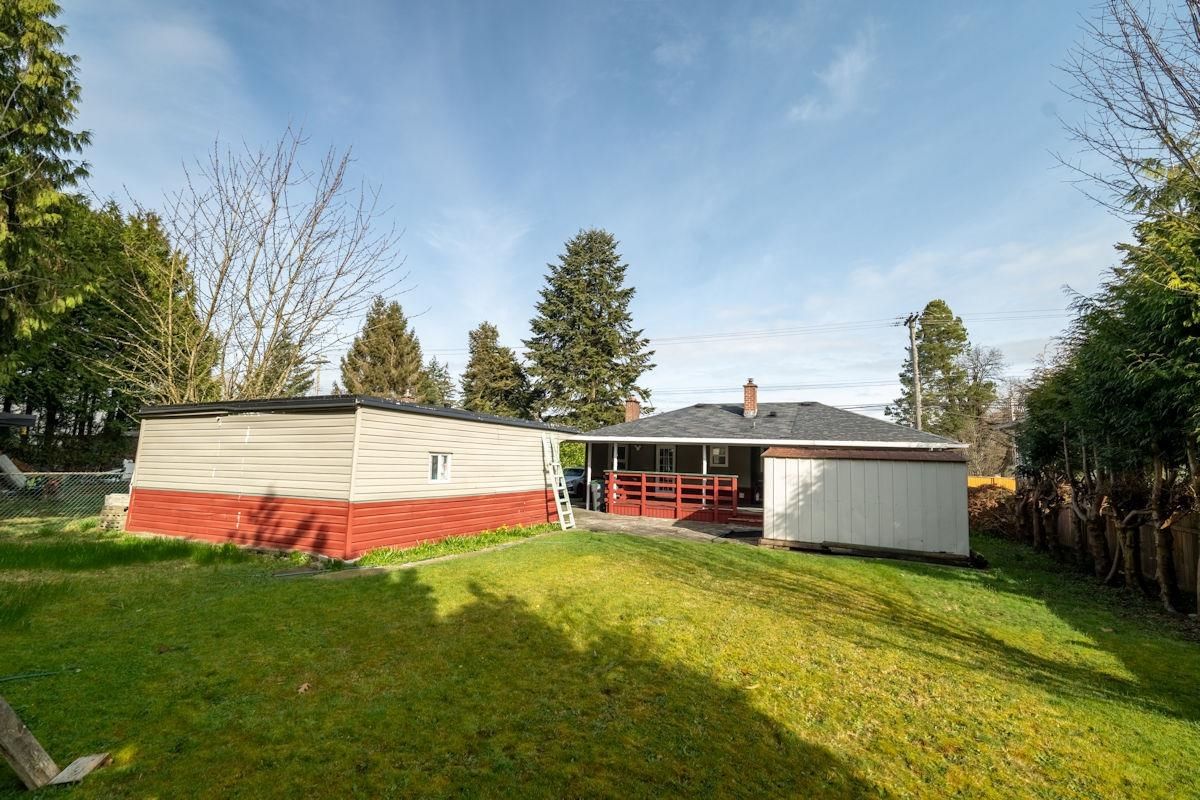 Listing Image 5