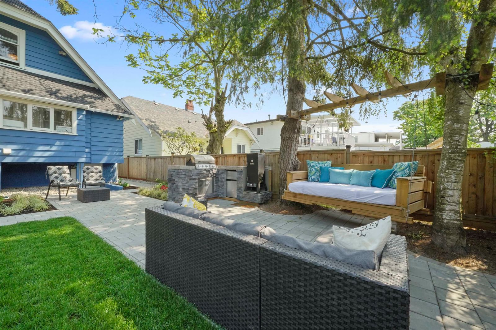 Listing Image 15