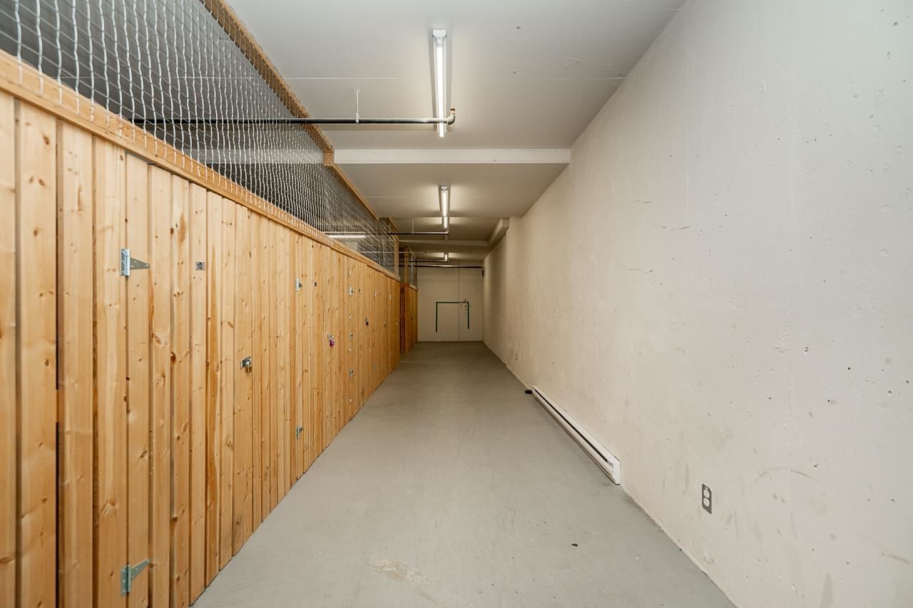 Listing Image 37