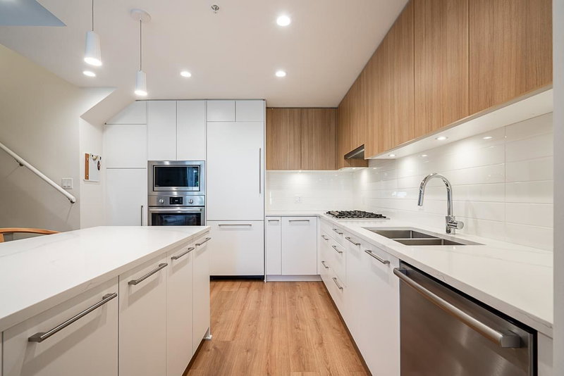 103 - 2035 Glenaire Drive, North Vancouver, V7P 1Y2 | Image 3