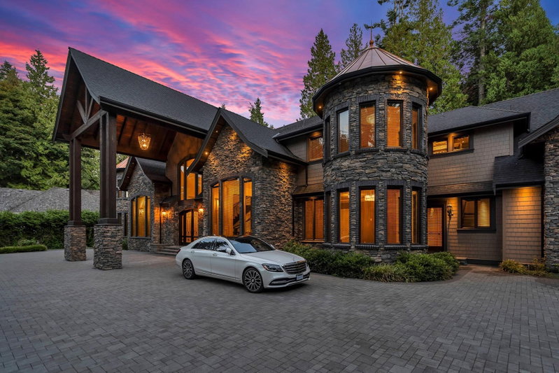 13288 Woodcrest Drive