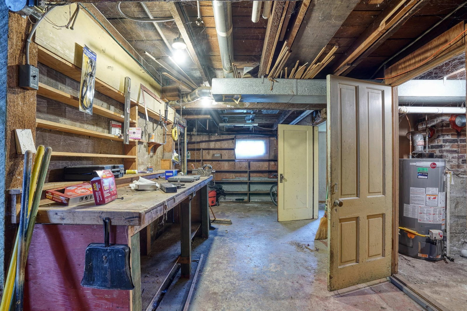 Listing Image 12
