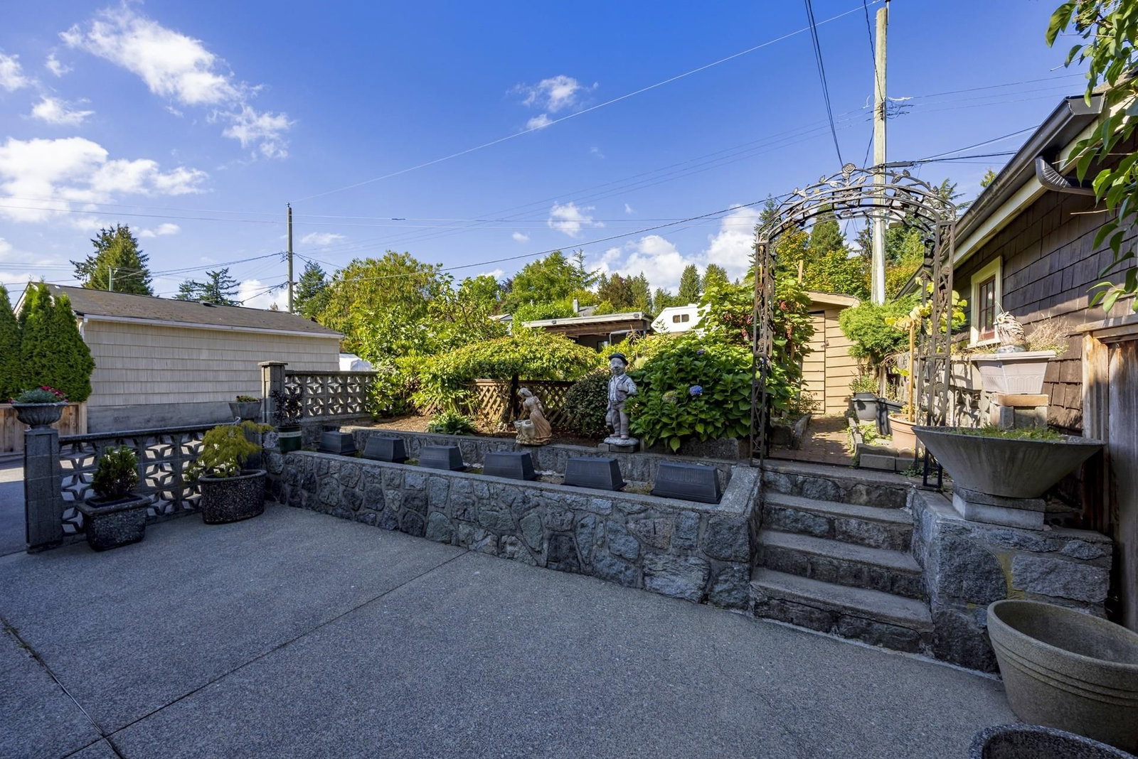 Listing Image 38