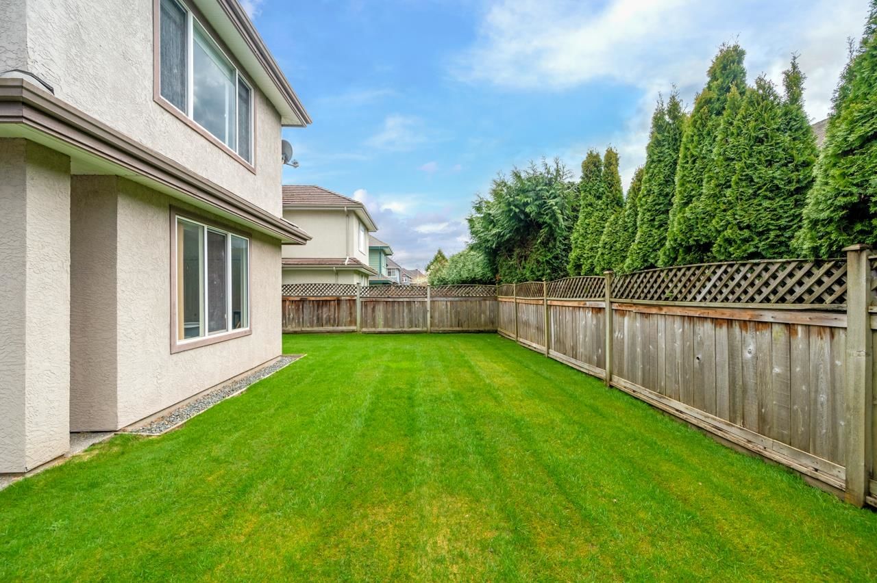 Listing Image 14